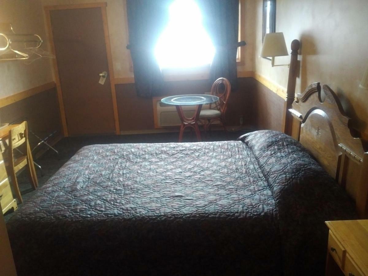 Algoma Motel Wawa Eksteriør bilde