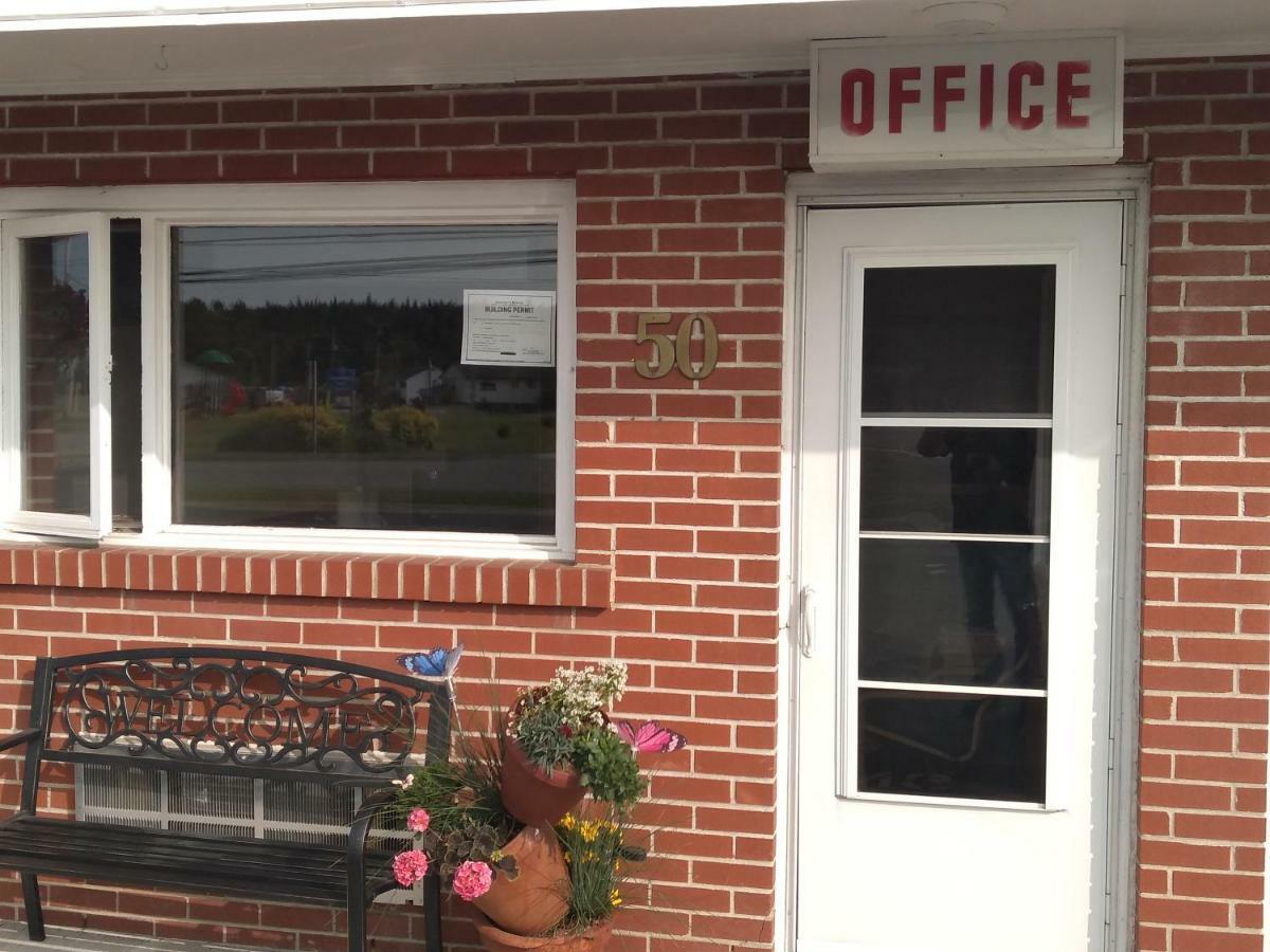 Algoma Motel Wawa Eksteriør bilde